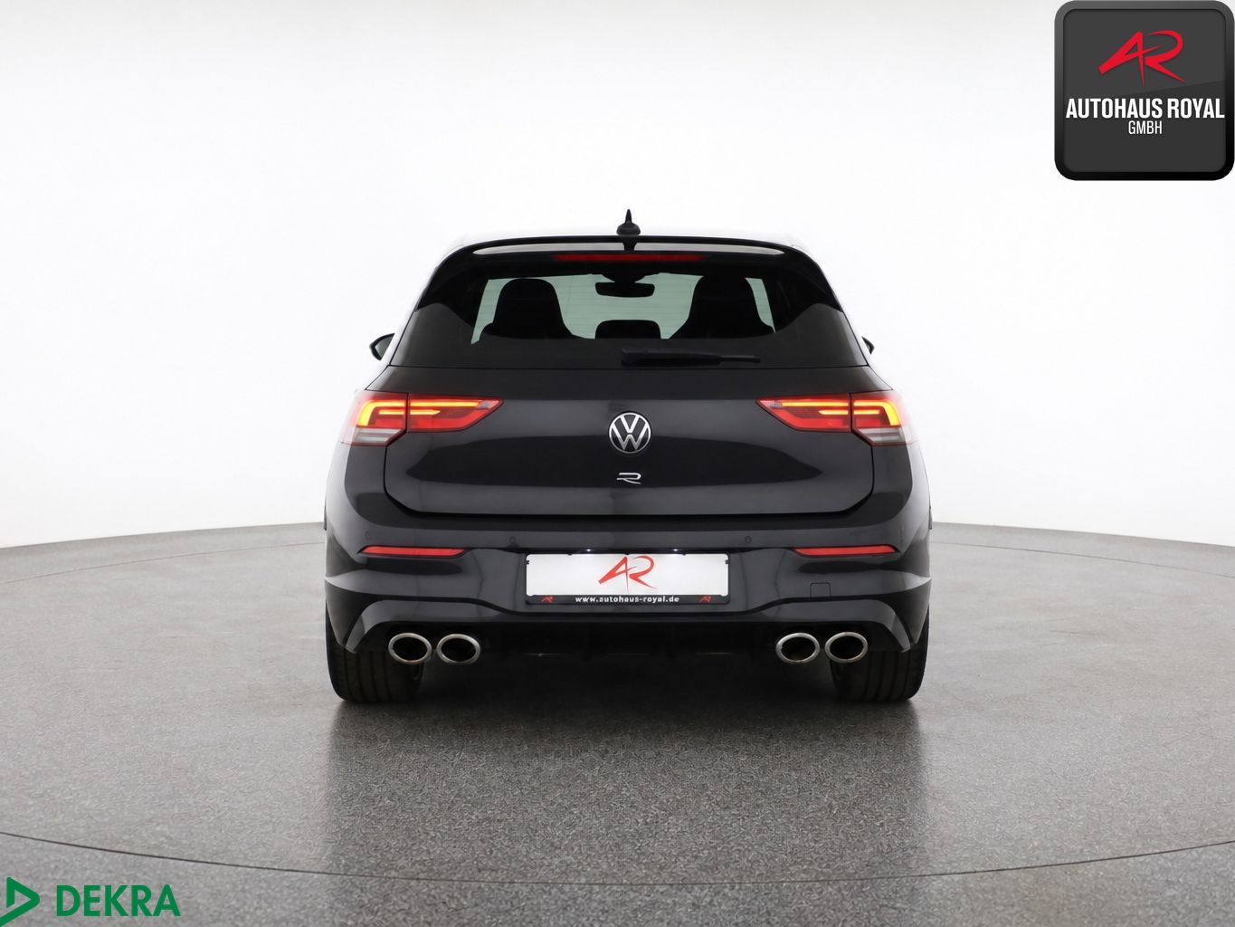 Volkswagen Golf 2023 г. Чёрный, пробег 55000 км