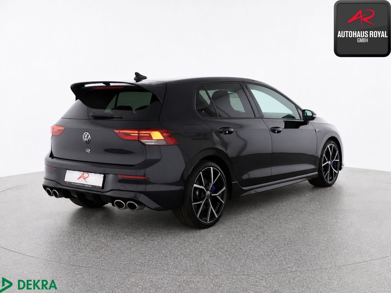 Volkswagen Golf 2023 г. Чёрный, пробег 55000 км