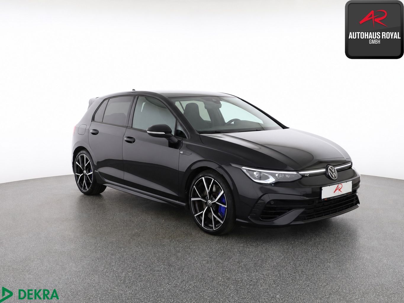 Volkswagen Golf 2023 г. Чёрный, пробег 55000 км