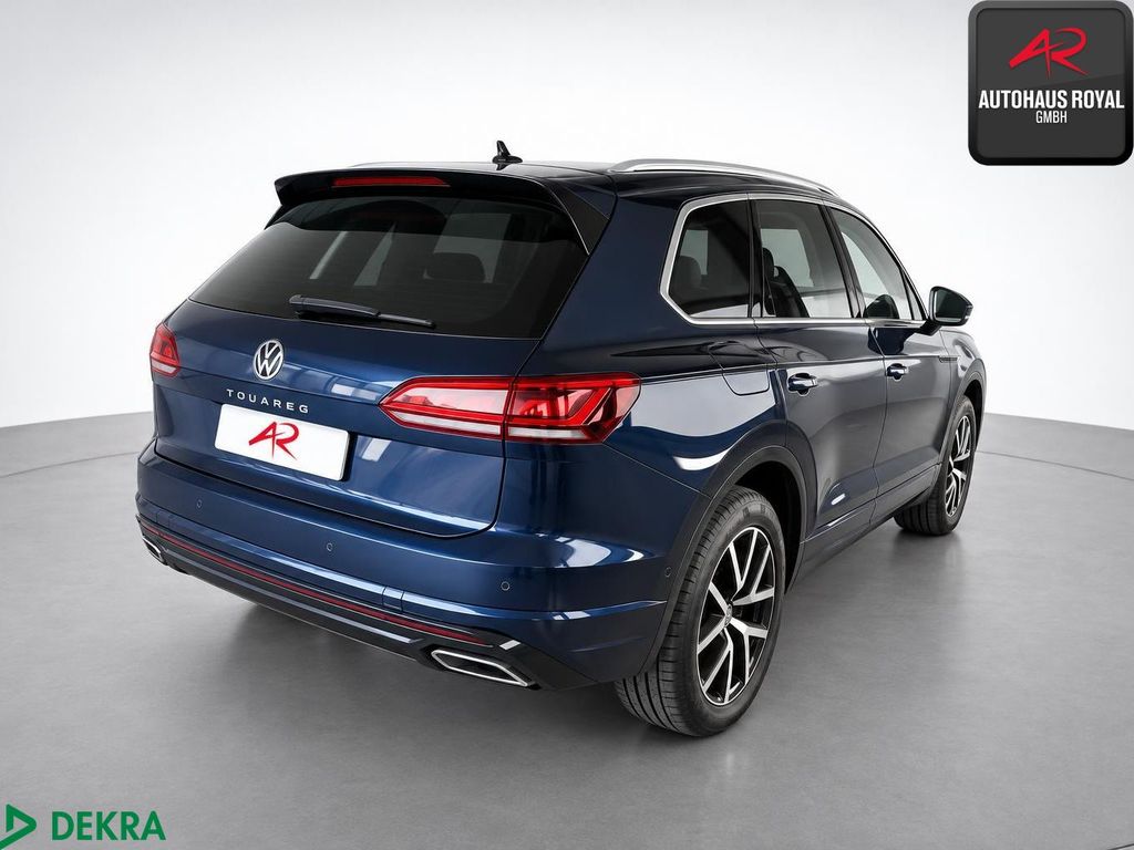 Volkswagen Touareg 2022 г. Синий, пробег 41694 км