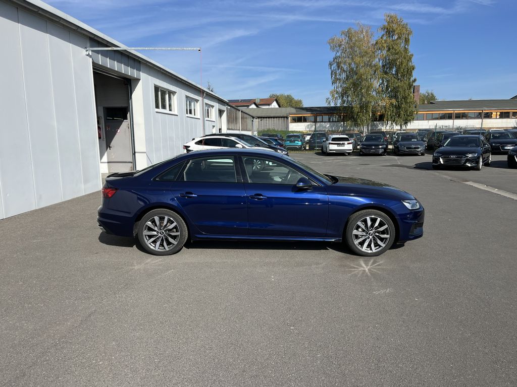 Audi A4 2022 г. Синий, пробег 54681 км