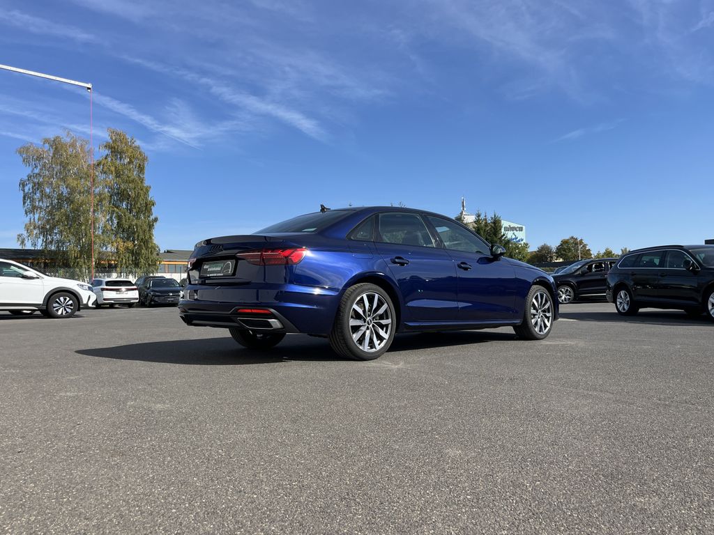 Audi A4 2022 г. Синий, пробег 54681 км