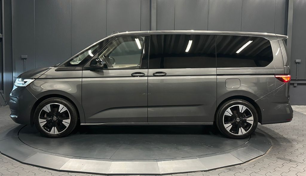 Volkswagen T7 MULTIVAN 2024 г. Серый, пробег 59000 км