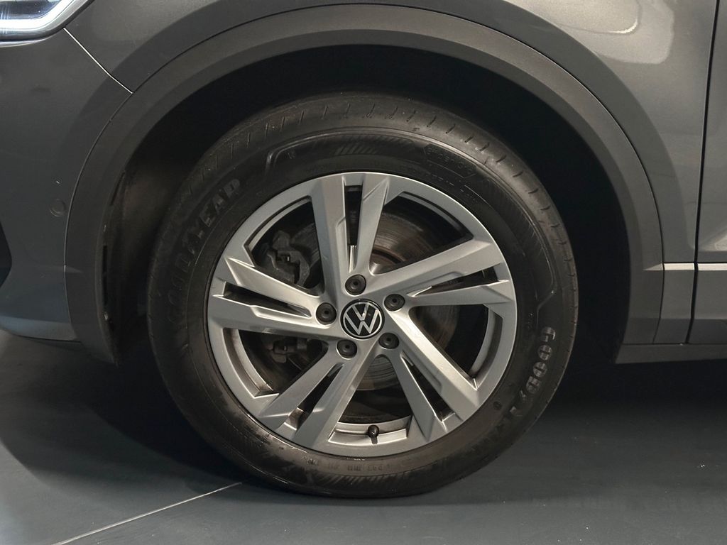 Volkswagen T-Roc 2023 г. Серый, пробег 59000 км