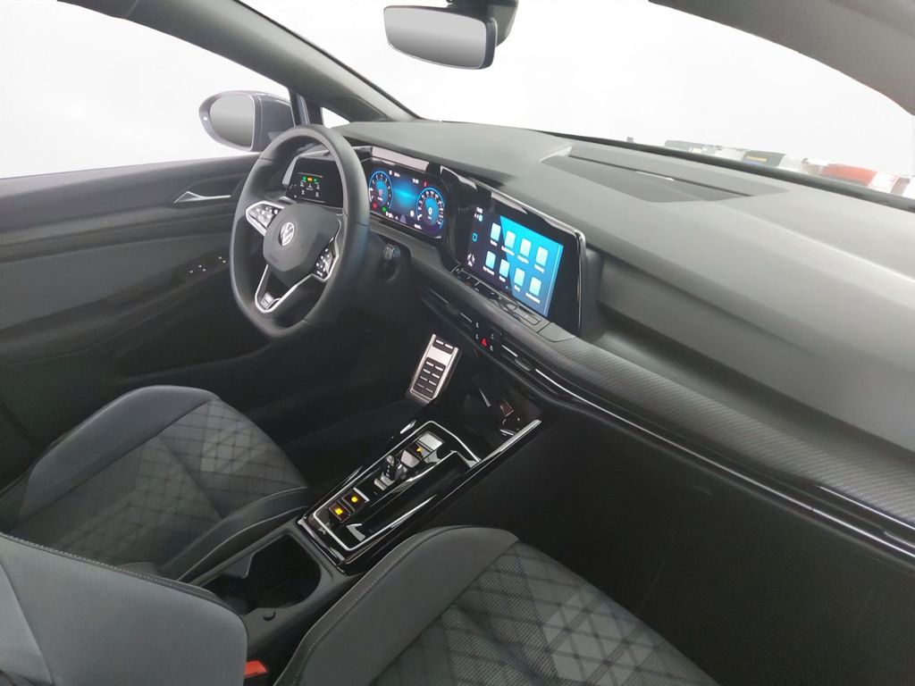 Volkswagen Golf 2023 г. Серый, пробег 48760 км
