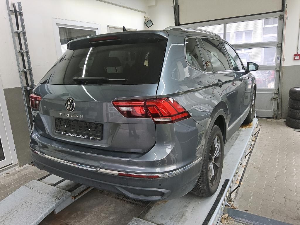 Volkswagen TIGUAN ALLSPACE 2022 г. Серый, пробег 54780 км