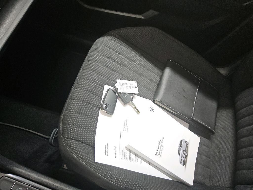 Volkswagen TIGUAN ALLSPACE 2022 г. Серый, пробег 54780 км
