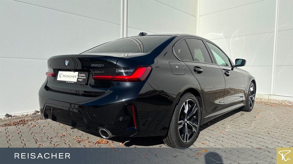 BMW 320 2026 г. Чёрный, пробег 19330 км