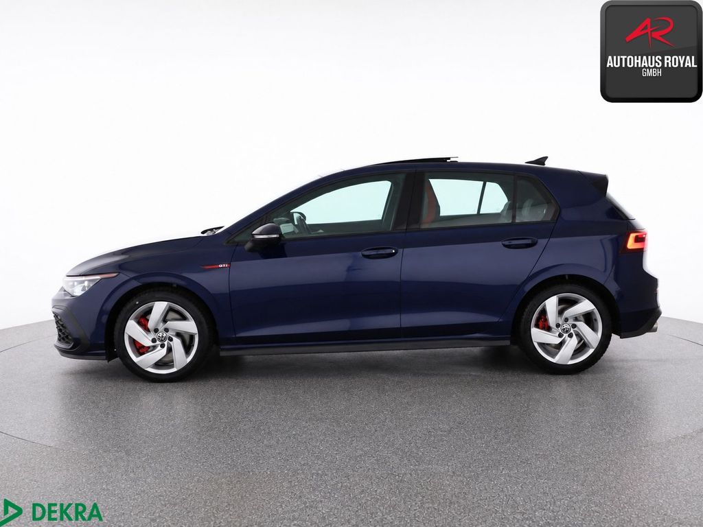 Volkswagen Golf 2024 г. Синий, пробег 29451 км