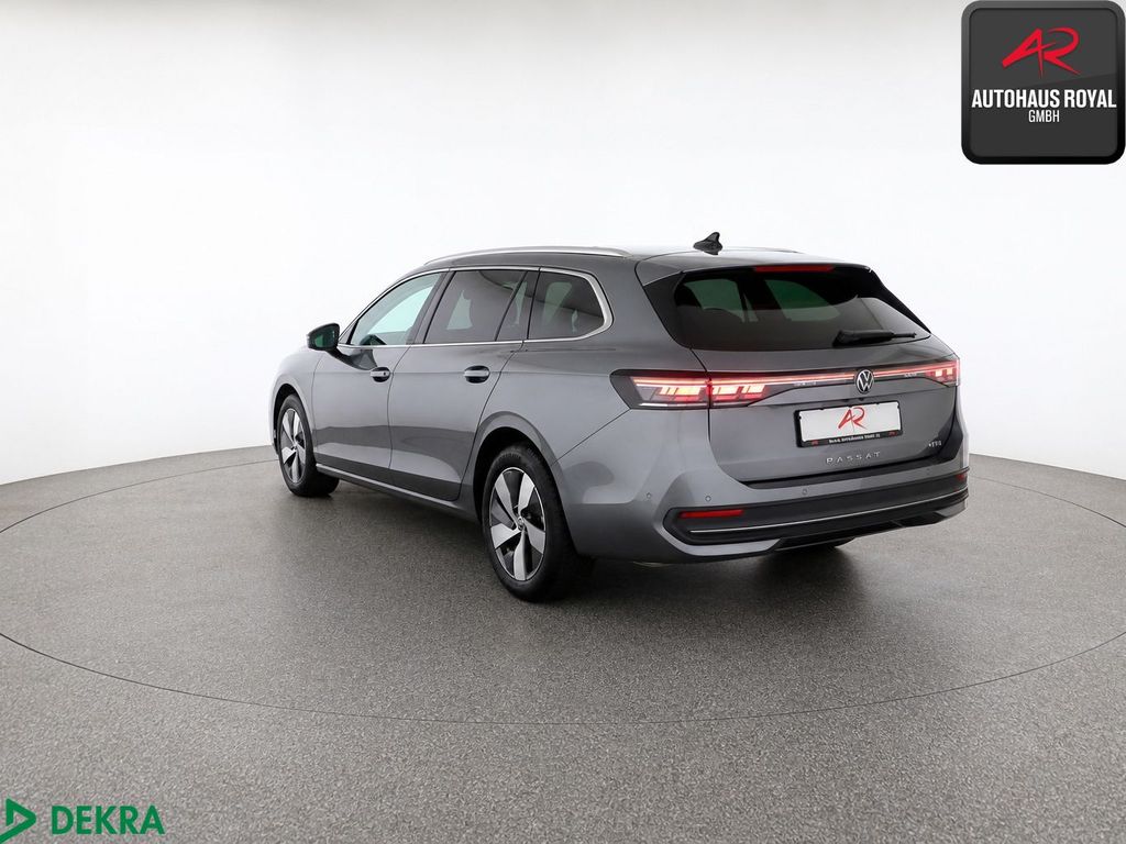 Volkswagen Passat 2024 г. Серый, пробег 26254 км