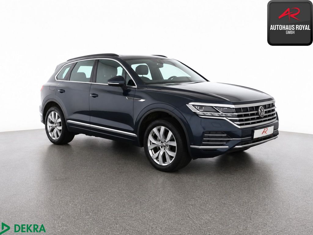 Volkswagen Touareg 2023 г. Синий, пробег 57900 км