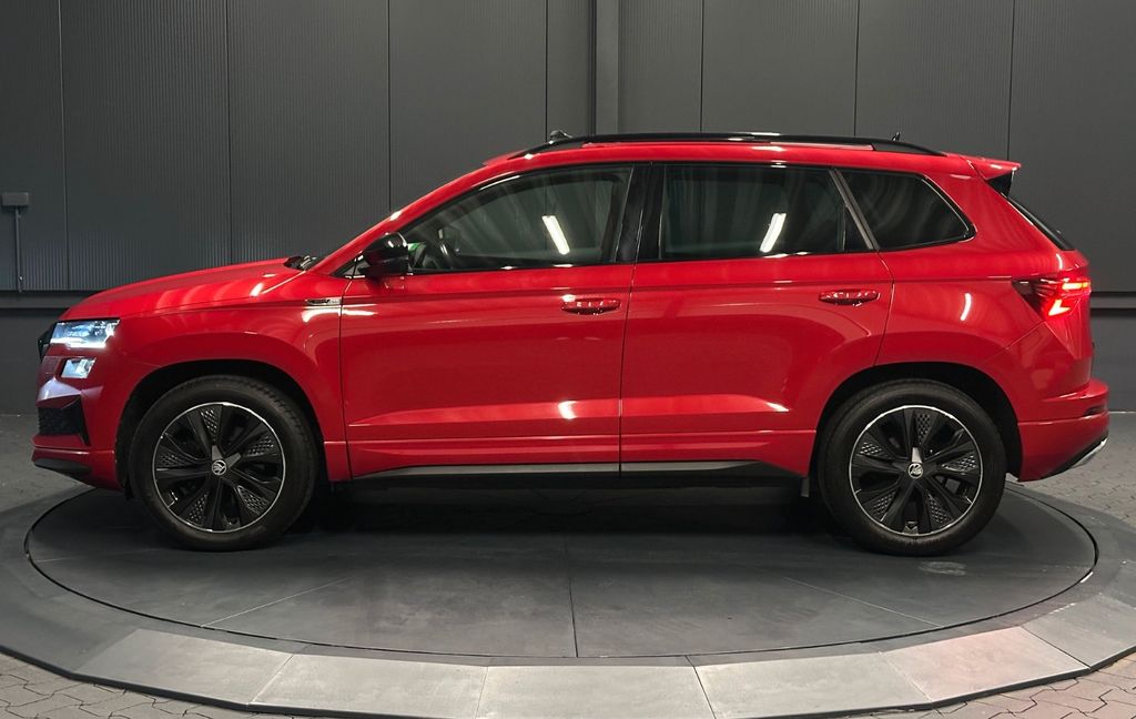Skoda Karoq 2023 г. Красный, пробег 55000 км