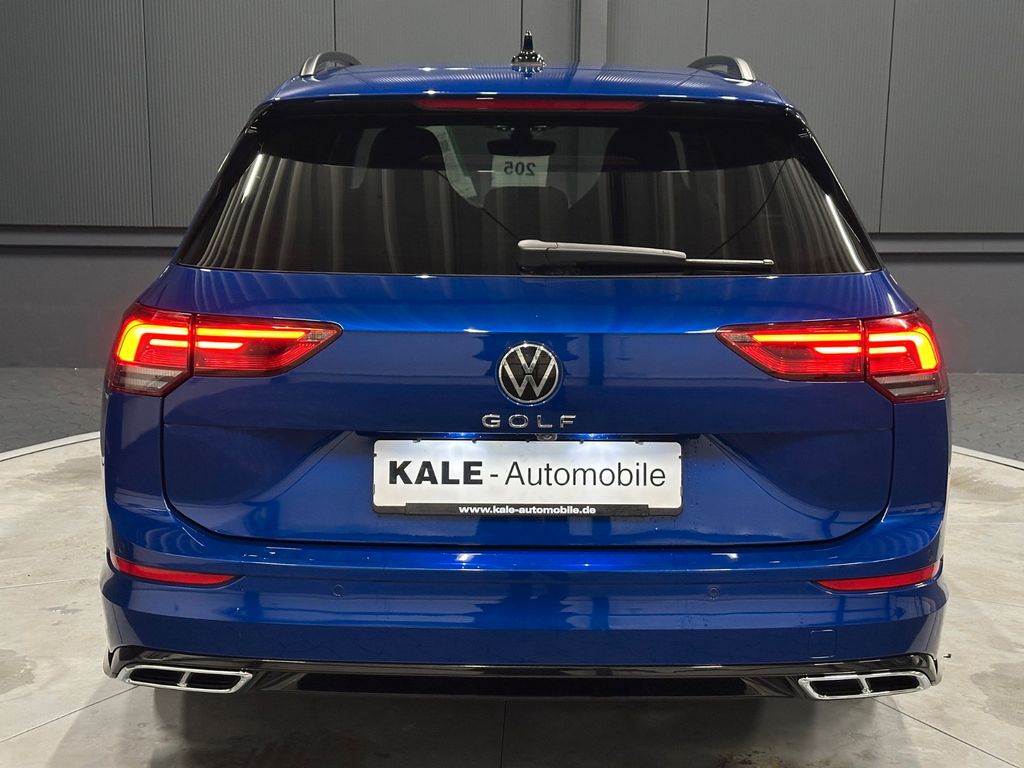 Volkswagen Golf 2024 г. Синий, пробег 30000 км