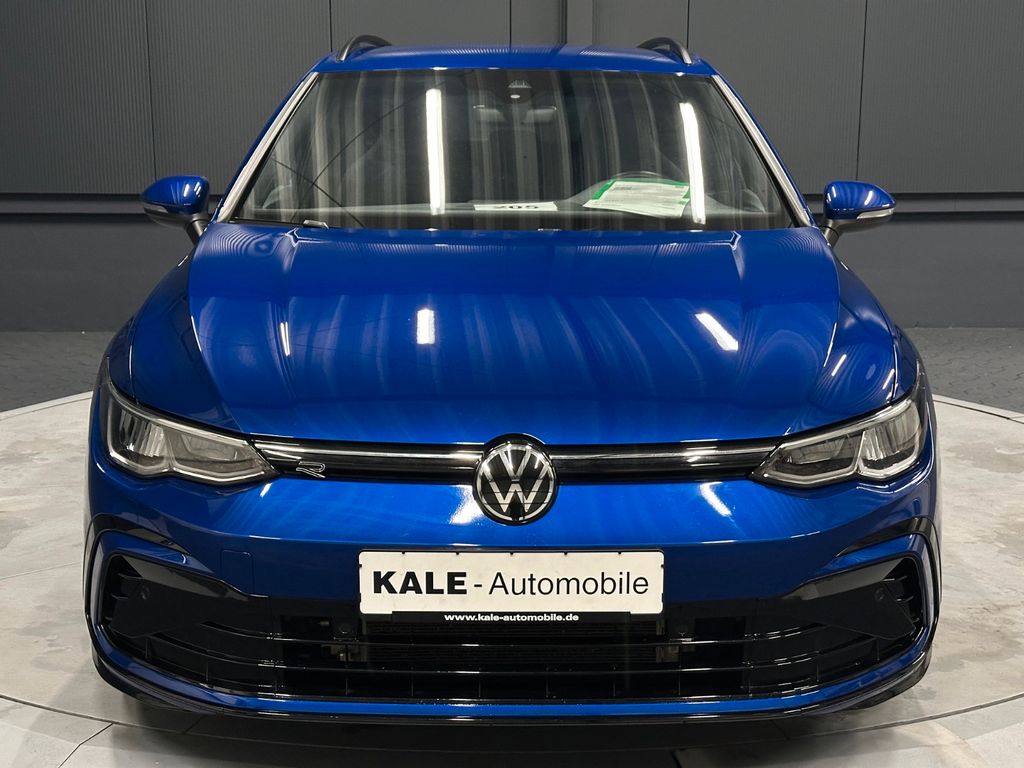 Volkswagen Golf 2024 г. Синий, пробег 30000 км