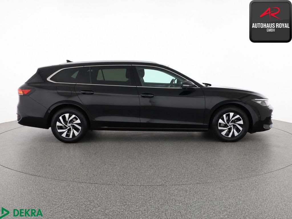 Volkswagen Passat 2024 г. Чёрный, пробег 40612 км