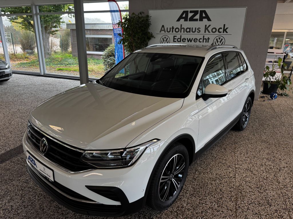 Volkswagen Tiguan 2022 г. Белый, пробег 47083 км