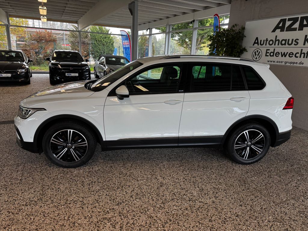 Volkswagen Tiguan 2022 г. Белый, пробег 47083 км