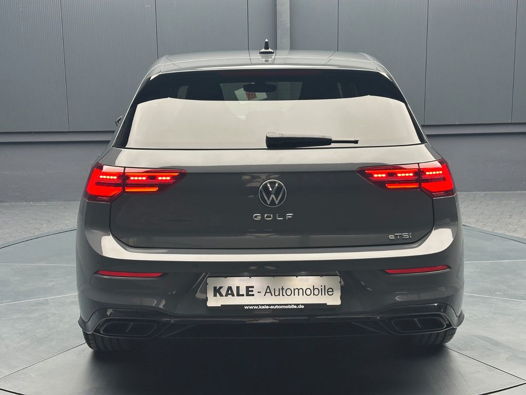 Volkswagen Golf 2024 г. Серый, пробег 35000 км