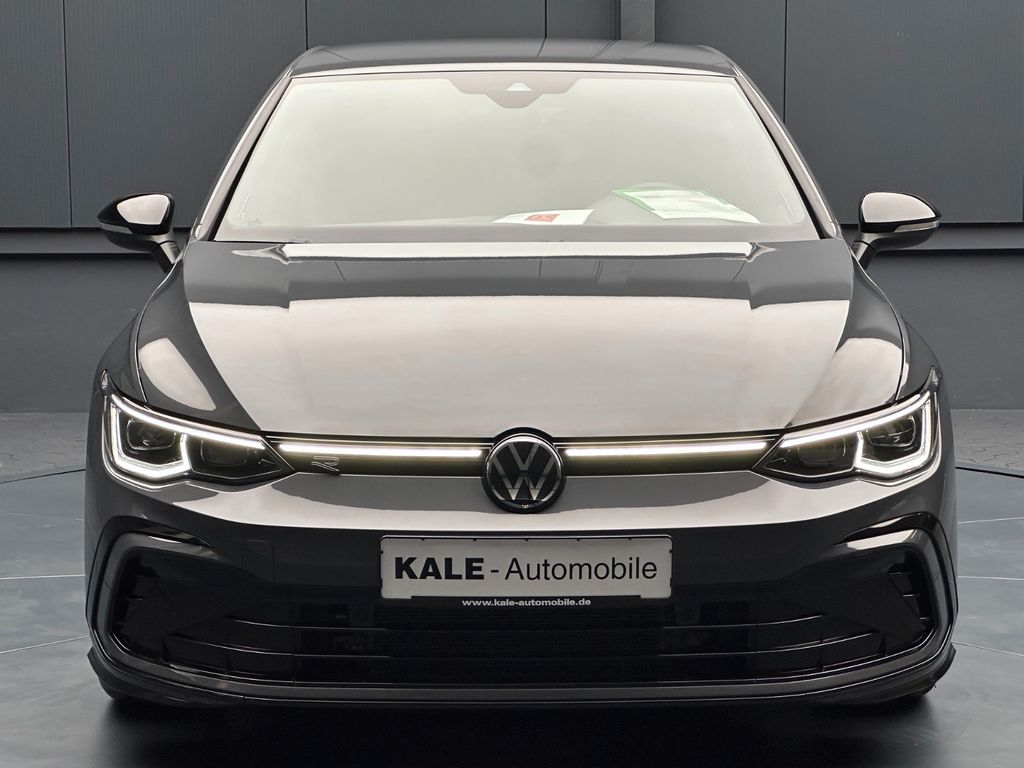 Volkswagen Golf 2024 г. Серый, пробег 35000 км