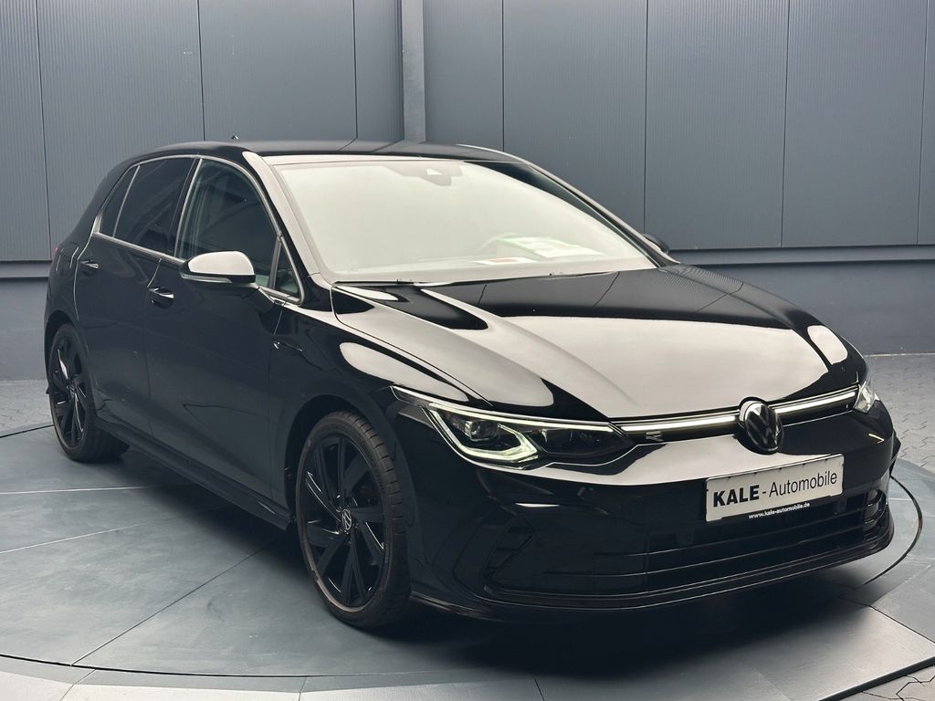 Volkswagen Golf 2024 г. Чёрный, пробег 24000 км