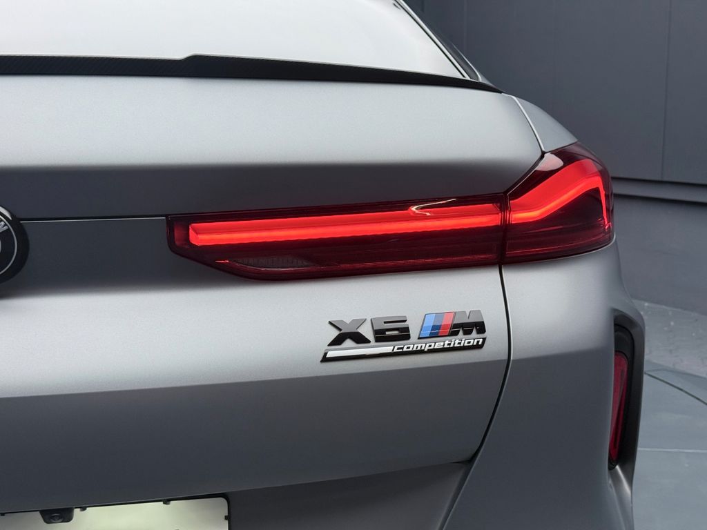 BMW X6 M 2024 г. Серый, пробег 29000 км