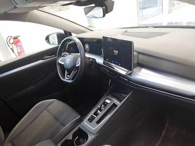 Volkswagen Golf 2025 г. Чёрный, пробег 22654 км