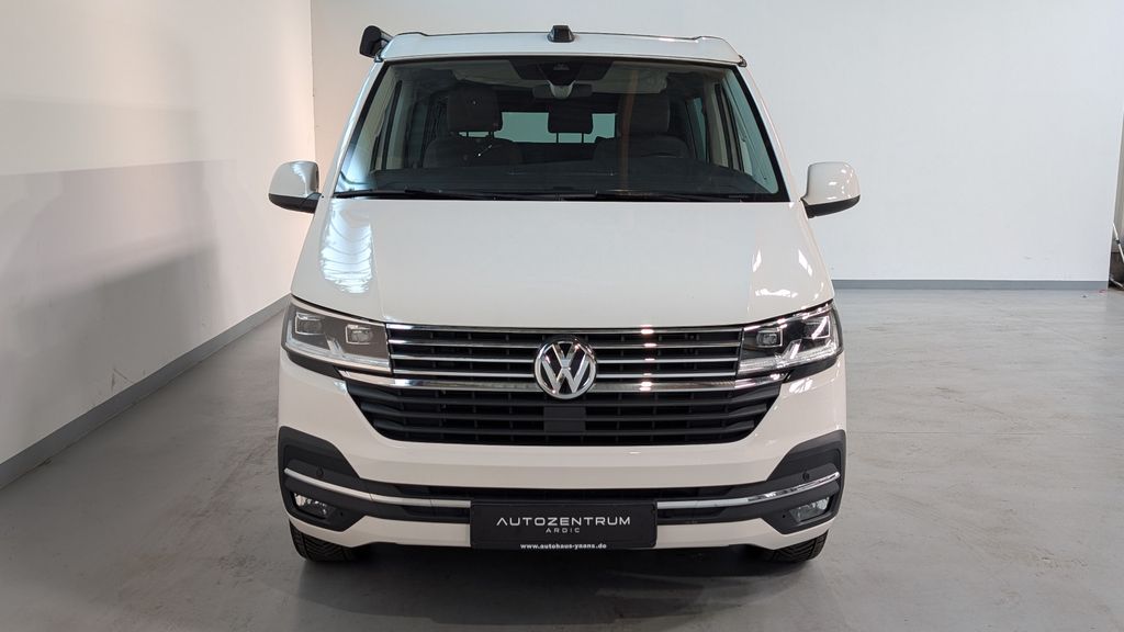 Volkswagen T6 CALIFORNIA 2023 г. Белый, пробег 59900 км
