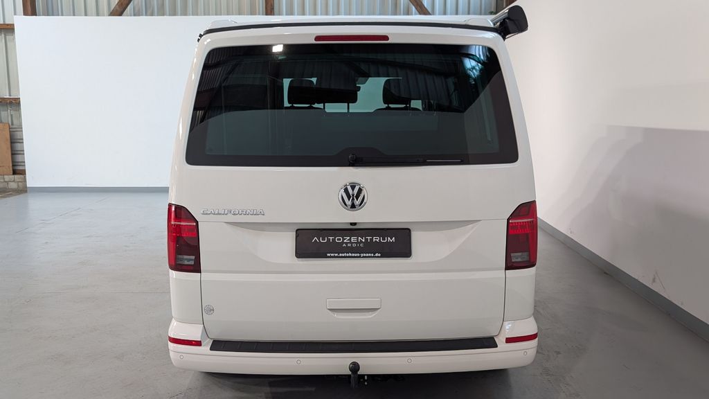 Volkswagen T6 CALIFORNIA 2023 г. Белый, пробег 59900 км