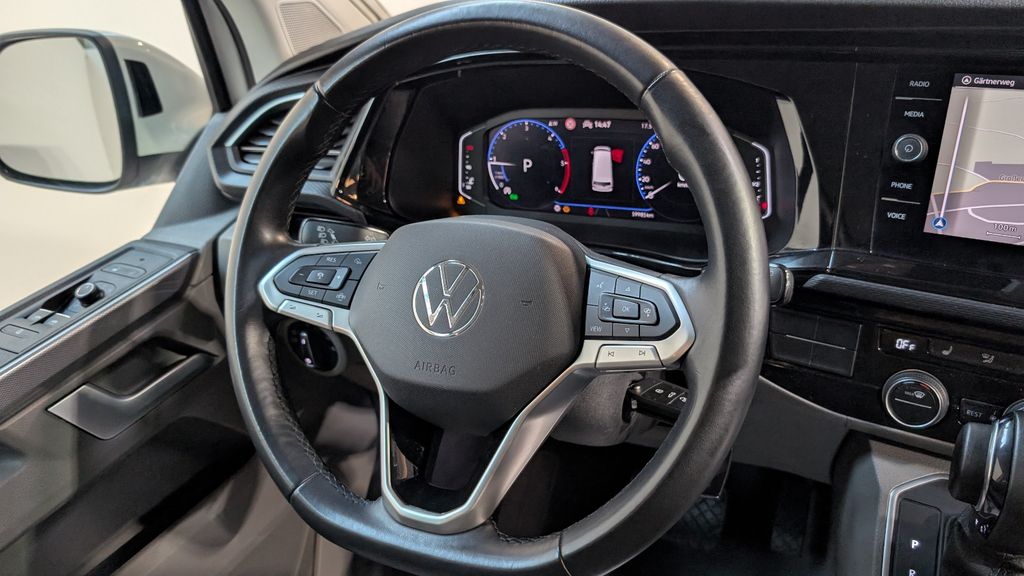 Volkswagen T6 CALIFORNIA 2023 г. Белый, пробег 59900 км