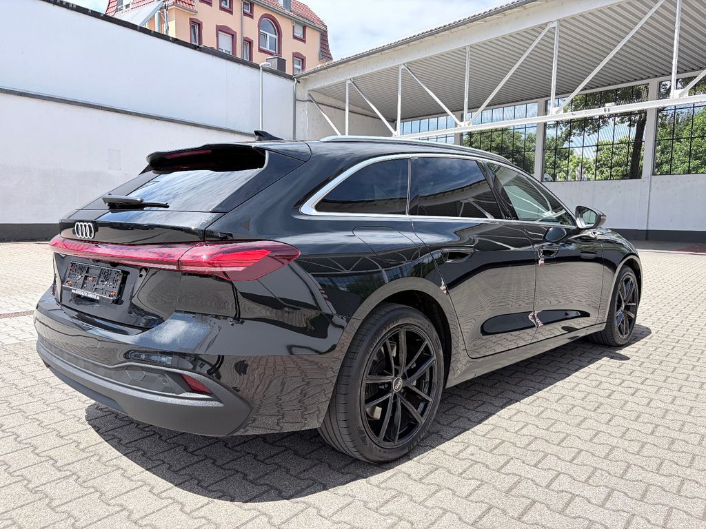 Audi A5 2025 г. Чёрный, пробег 35500 км