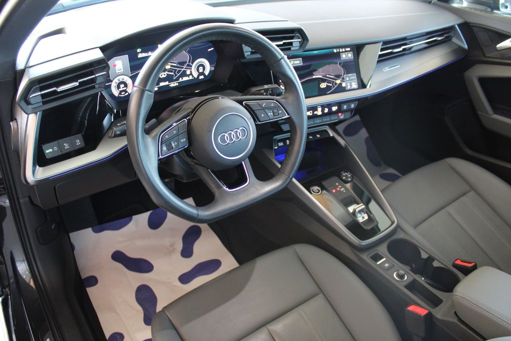 Audi A3 2023 г. Серый, пробег 52000 км
