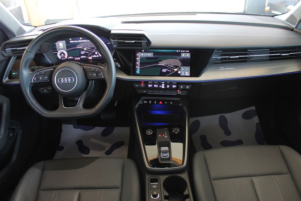 Audi A3 2023 г. Серый, пробег 52000 км