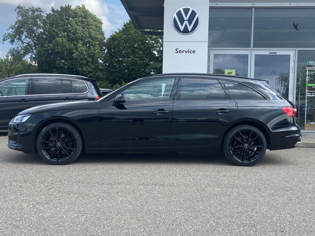 Audi A4 2022 г. Чёрный, пробег 46860 км
