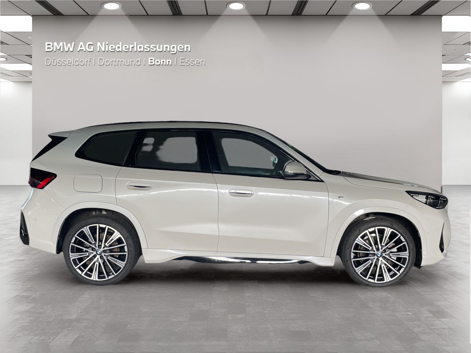 BMW X1 2025 г. Белый, пробег 22881 км