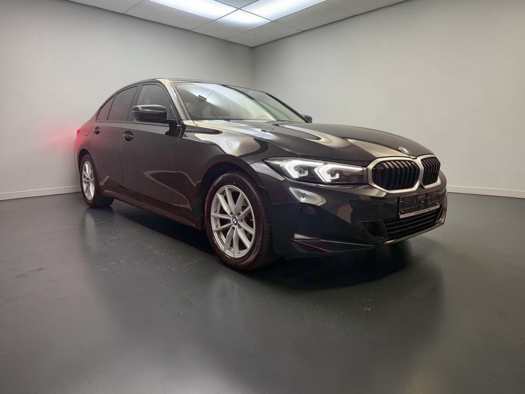 BMW 320 2023 г. Чёрный, пробег 50000 км