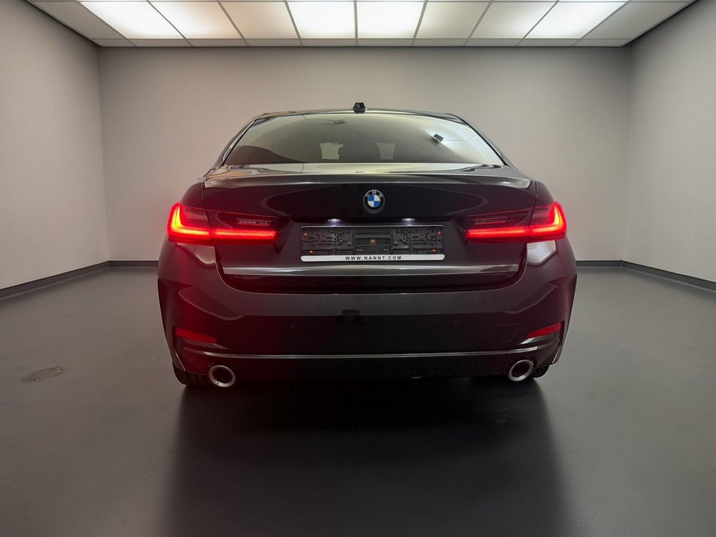 BMW 320 2023 г. Чёрный, пробег 50000 км