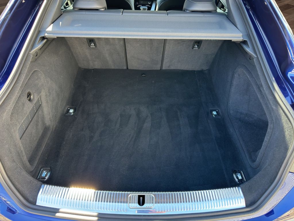 Audi S5 2023 г. Синий, пробег 40745 км