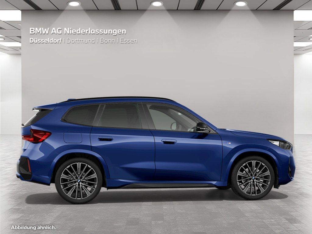 BMW X1 2022 г. Синий, пробег 54754 км