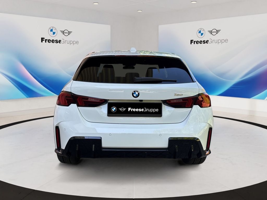 BMW 120 2025 г. Белый, пробег 12625 км