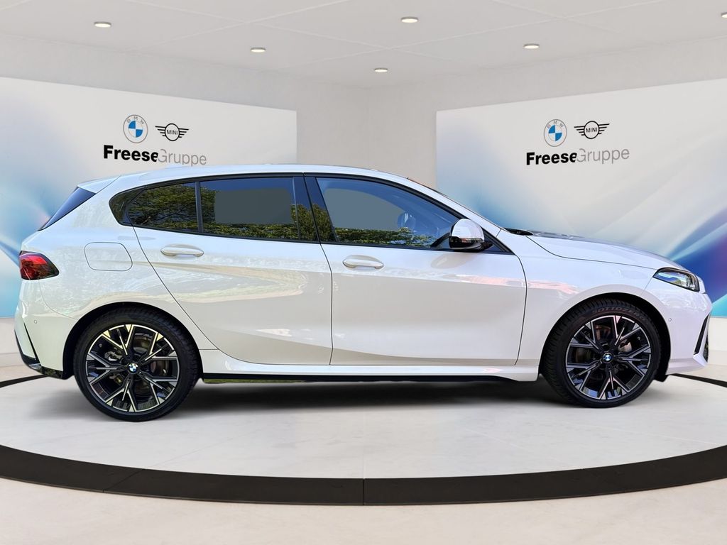BMW 120 2025 г. Белый, пробег 12625 км