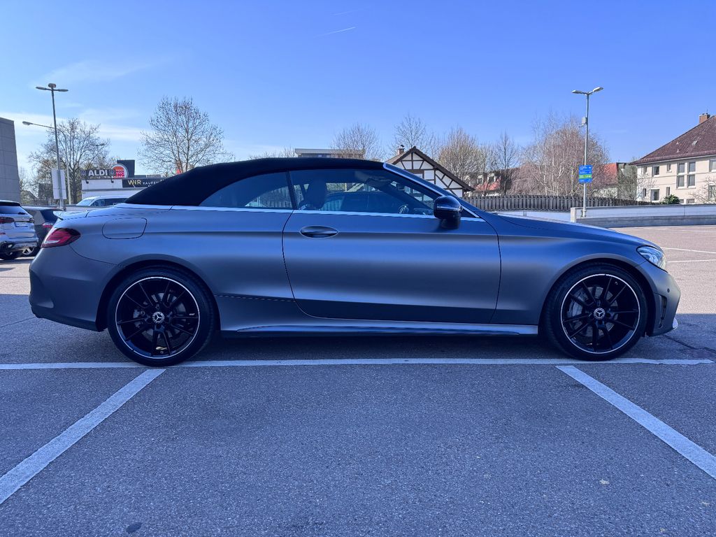 Mercedes-Benz C 300 2022 г. Серый, пробег 54650 км