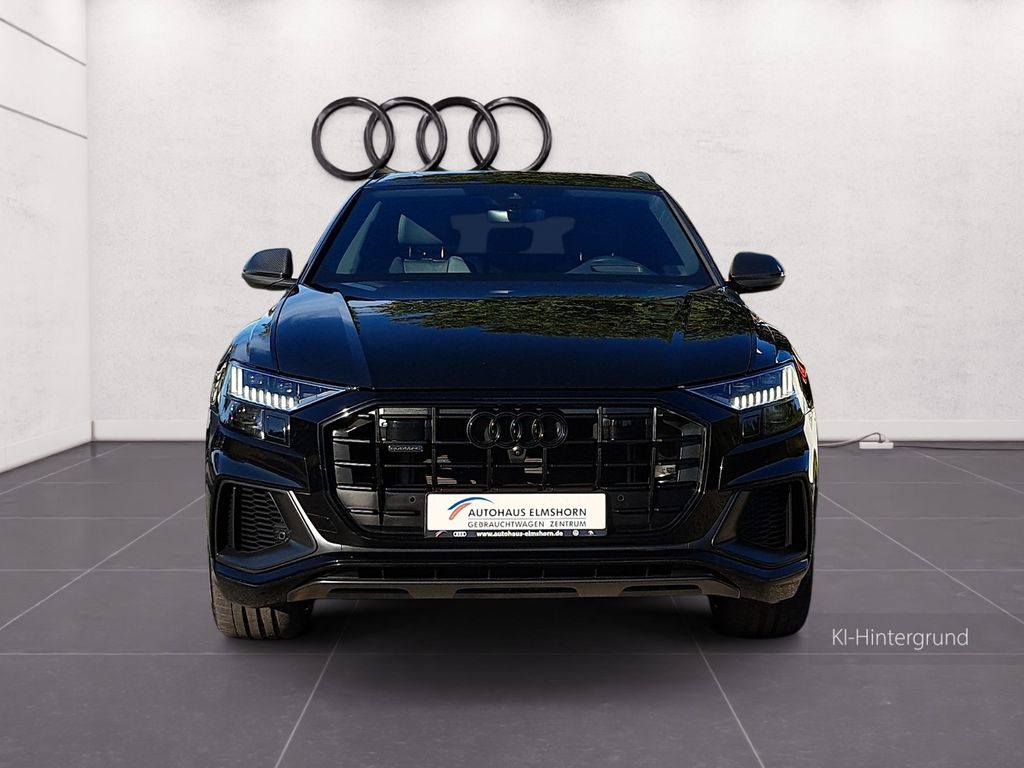 Audi Q8 2023 г. Чёрный, пробег 33050 км