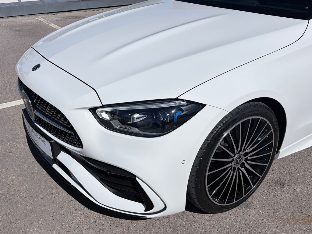 Mercedes-Benz C 300 2024 г. Белый, пробег 41000 км