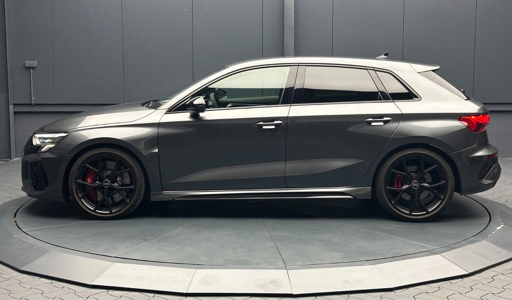 Audi RS3 2024 г. Серый, пробег 27750 км