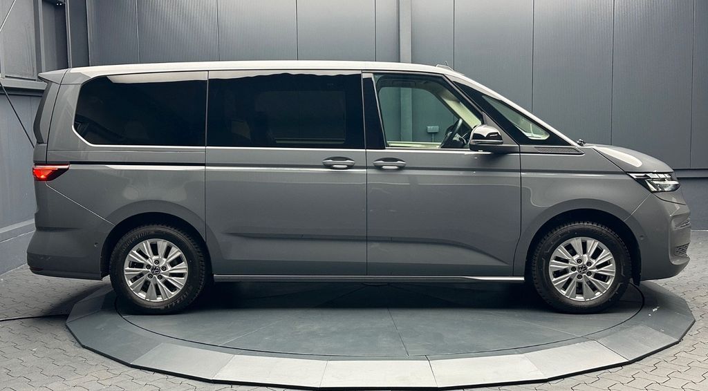 Volkswagen T7 MULTIVAN 2025 г. Серый, пробег 50000 км