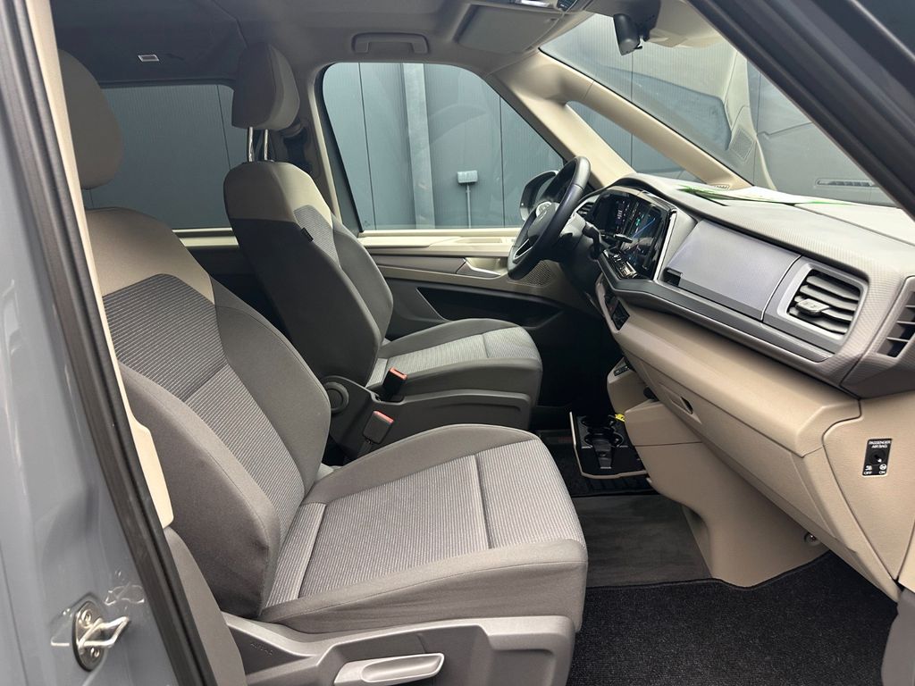 Volkswagen T7 MULTIVAN 2025 г. Серый, пробег 50000 км
