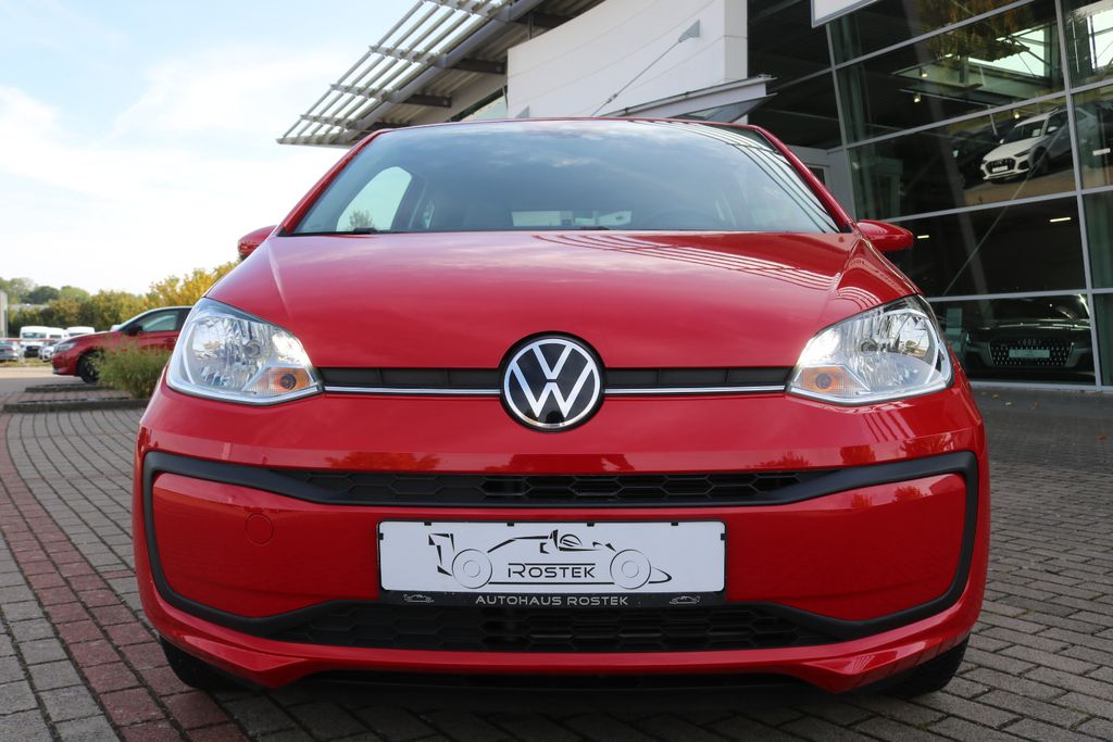 Volkswagen up! 2023 г. Красный, пробег 58230 км