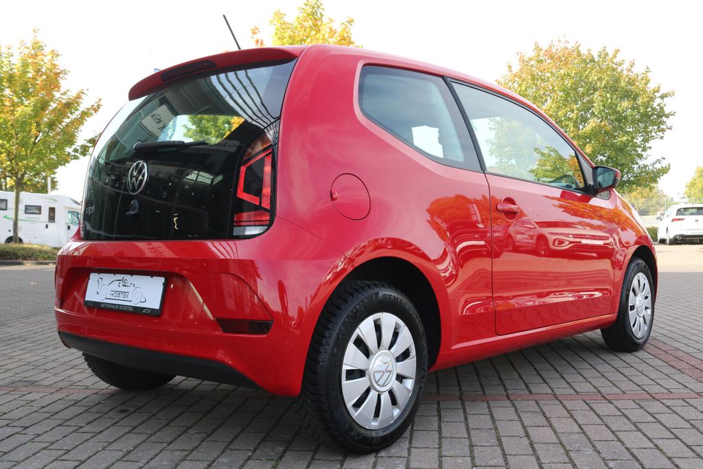 Volkswagen up! 2023 г. Красный, пробег 58230 км