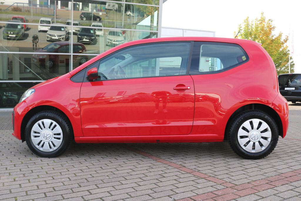 Volkswagen up! 2023 г. Красный, пробег 58230 км