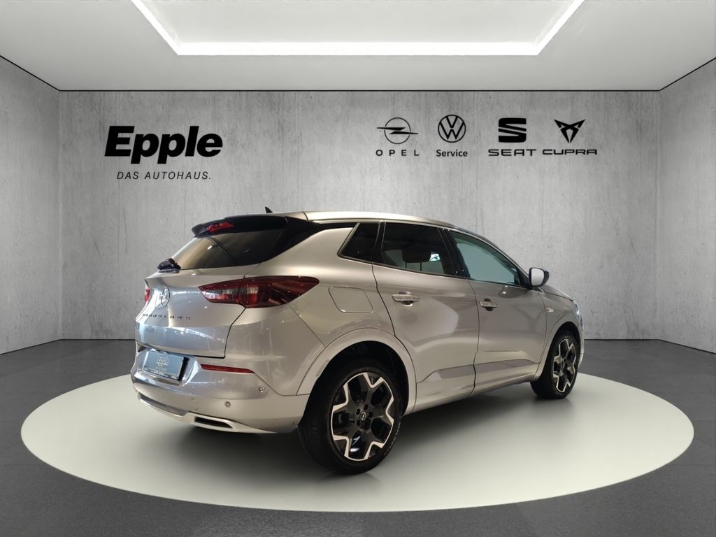 Opel GRANDLAND (X) 2023 г. Серый, пробег 49057 км